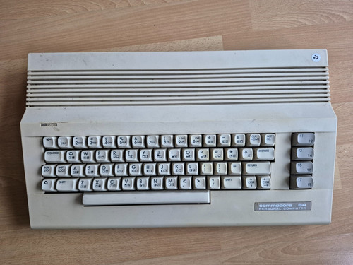 Commodore c64 ii - commodore, ⭐