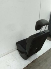 sedile posteriore sinistro