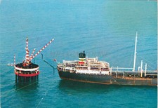 RAVENNA - Marina, Nave Cisterna BP attraccata all'Isola d'Acciaio Sarom 1959