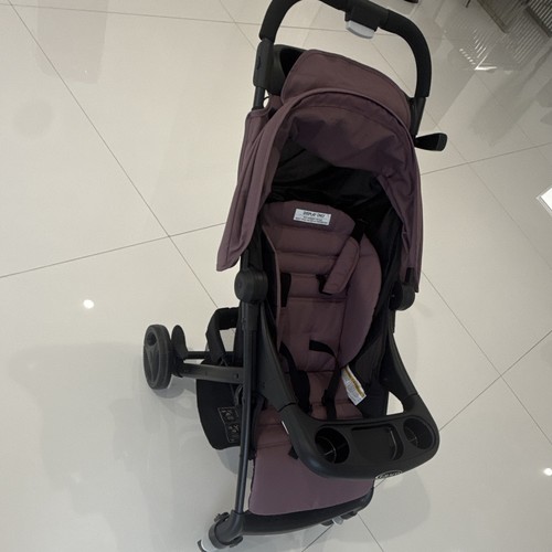 Graco single folding stroller - single,