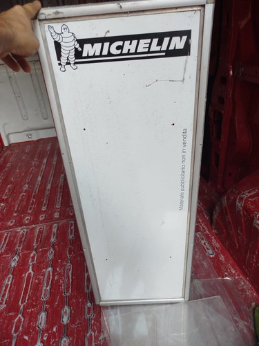 Insegna tabella pirelli gomme - tabella,
