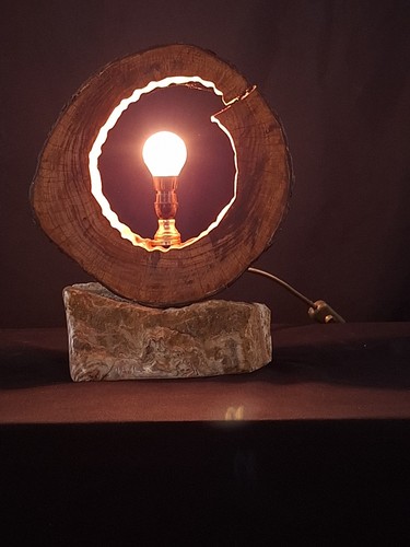 Lampada tavolo - da,