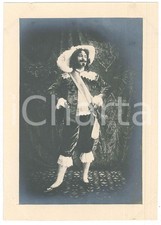 1920 ca ITALIA TEATRO Attore in costume da moschettiere Foto BETTINI LIVORNO (1)