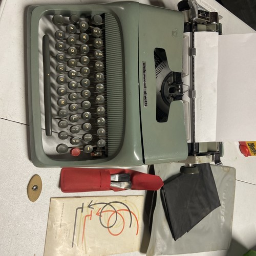 Vintage olivetti underwood - vintage, olivetti-underwood
