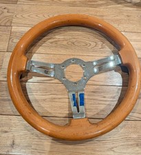 Volante in legno Momo 3 razze