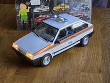 Modellino auto polizia VAZ