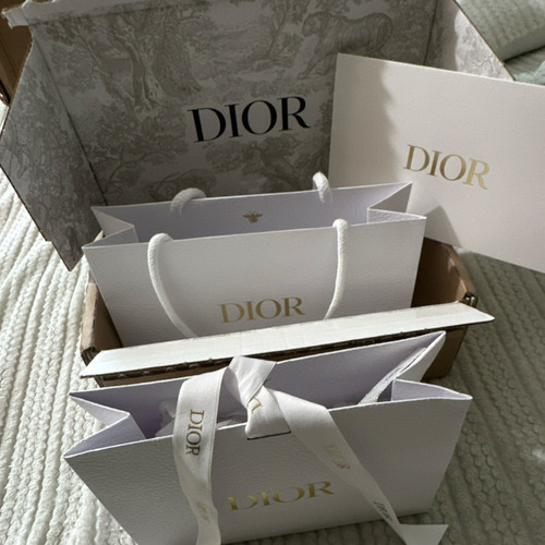 New dior white pebbled - new,