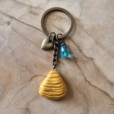 Portachiavi sfogliatella napoletana in fimo fatto a mano – artigianale, dorato