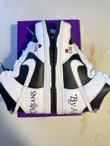 Supreme nike dunk taglia - sb,