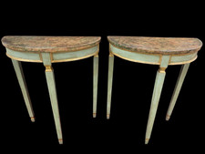 Coppia  tavolini a consolle in stile Luigi XVI demilune laccate