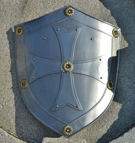 Scudo croce templare armatura