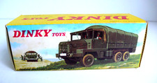 DINKY TOYS  CAMION MILITAIRE