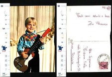 BIMBO DAL CASCHETTO BIONDO CON CHITARRA - AUGURALE - 54015