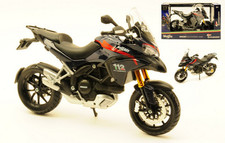 MODELLINO STATICO MAISTO MOTO DUCATI MULTISTRADA CARABINIERI SCALA 1:12