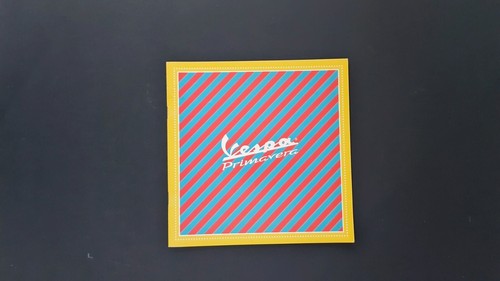 Vespa primavera brochure - vespa,