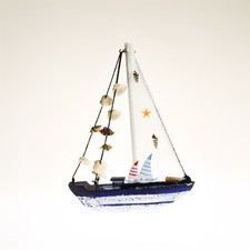 Barchetta a vela decorativa