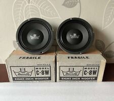Woofer University C-8W, una