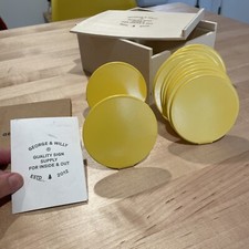 Segnaletica da tavolo gialla