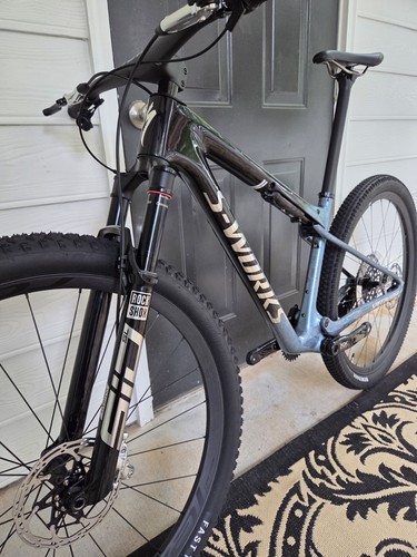 Specialized works epic - specialized,