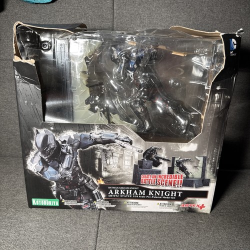Statua batman arkham knight - arkham,