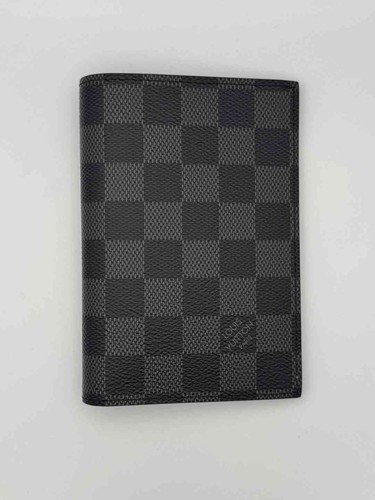 Louis vuitton porta passaporto - vuitton,