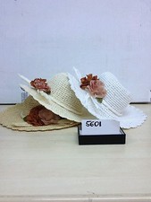 1 cappello beige chiaro