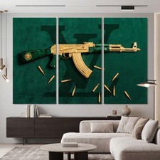 Kalashnikov AK47 in oro