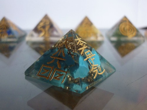Piramide orgone orgonite - orgone,