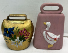 due campane mucca decorative rosa oca e camonice mt bianco disegno fiore