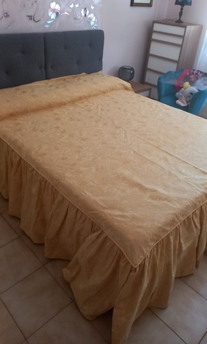 Copriletto vintage con volant - vintage,