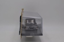 DIE CAST 1/24 " LADA 1500 -
