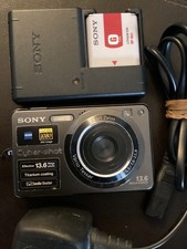 Sony Cybershot DSC-W300 titanio 13 megapixel fotocamera digitale obiettivo CARL ZEISS eccellente