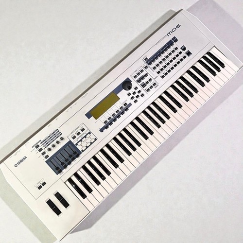 Yamaha mo6 tastiera motif - lc,