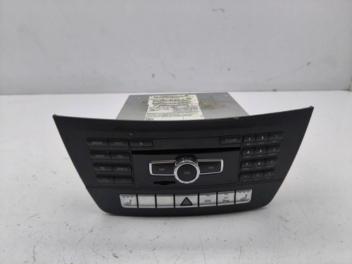 Mercedes benz w204 2011 - mercedes-benz,
