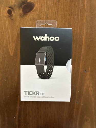 Wahoo fitness tickr fit - fit, heart