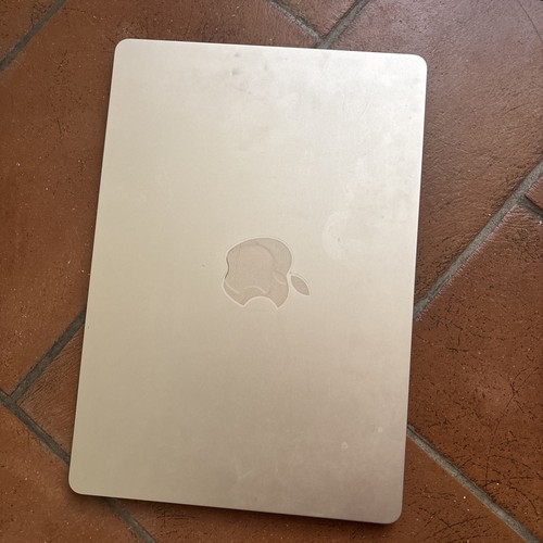 Macbook air m2 - air,