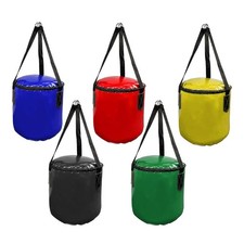 Sacco da boxe appeso per