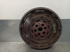 06A105264M volante motor