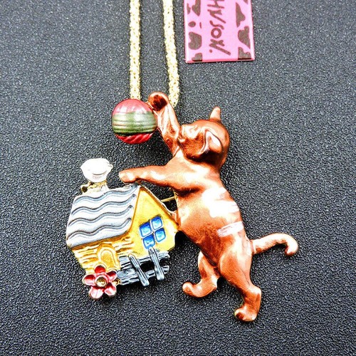Collana con ciondolo oro