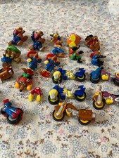 Lotto 20 Sorpresine Kinder Vintage anni ‘90 – Personaggi e Moto Collezione