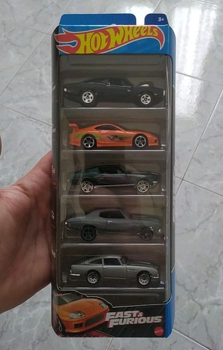 Hot wheels fast - hot,