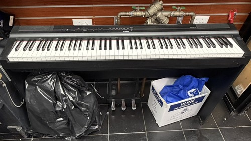 Yamaha 125 digital - yamaha, p-125