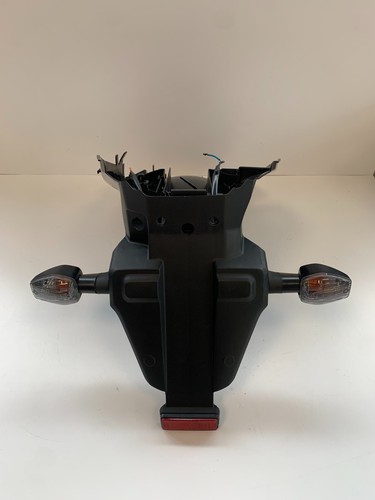Parafango porta targa sotto