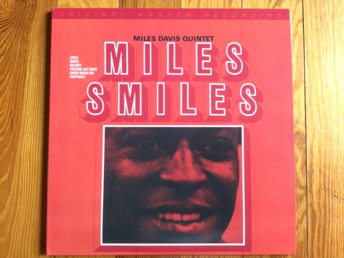 Miles davis smiles - davis-miles, smiles/mfsl