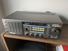 Kenwood R-2000 HF Receiver –