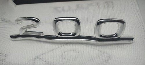 Mercedes 200 logo emblema