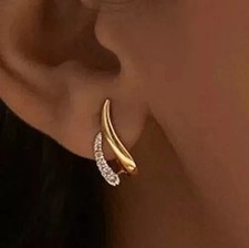 Splendido orecchino a perno