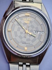 VINTAGE SEIKO 5 AUTOMATIC 7009