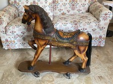 cavallo a dondolo in legno vintage