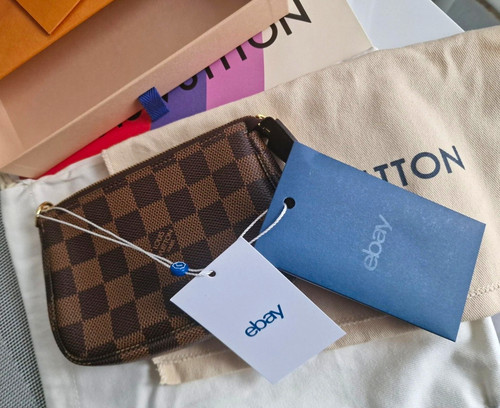 Louis vuitton damier - damier, livello
